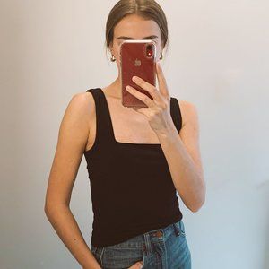 Leith Square Neck Crop Tank